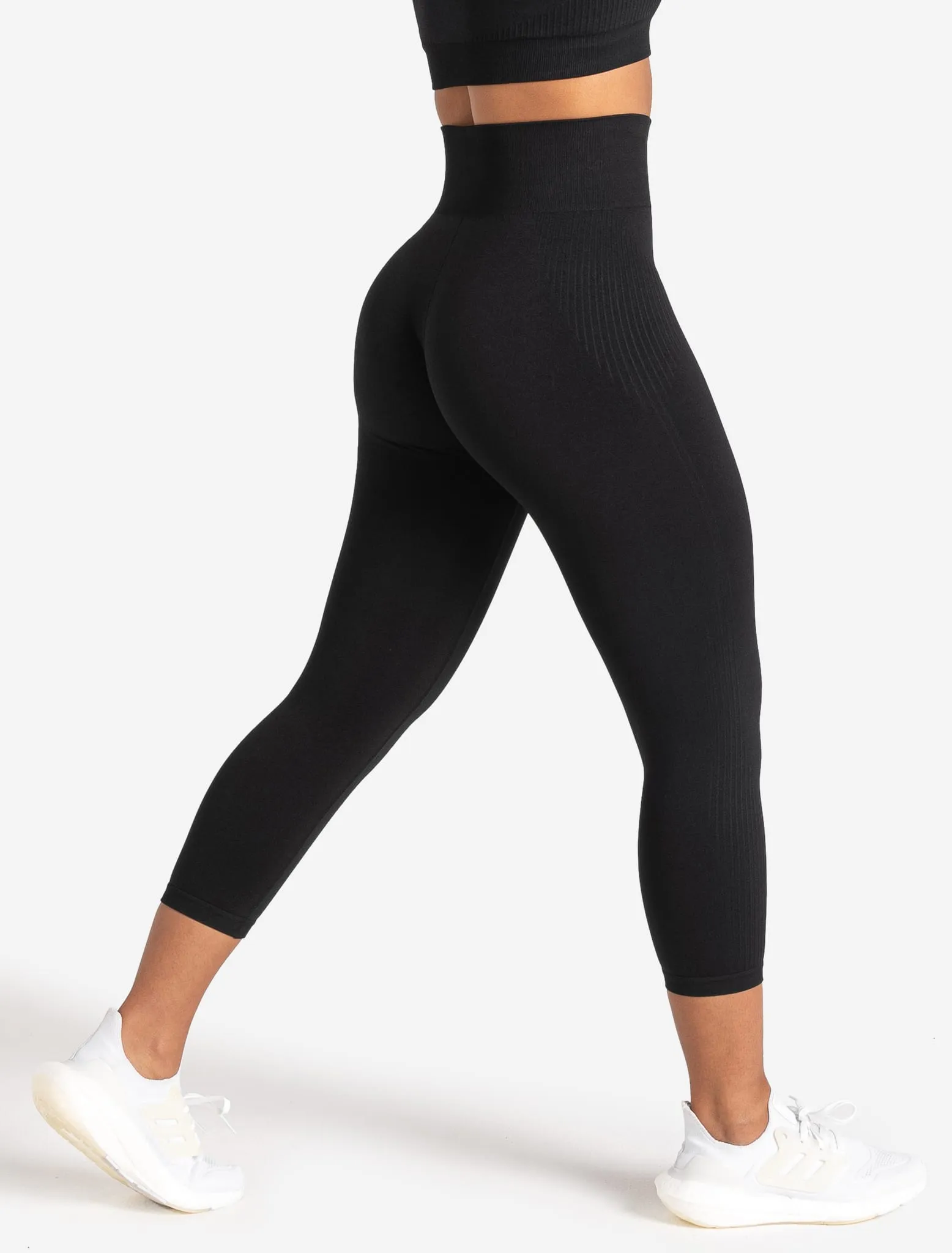 Adapt 2.0 Seamless 7/8 Leggings - Blackout