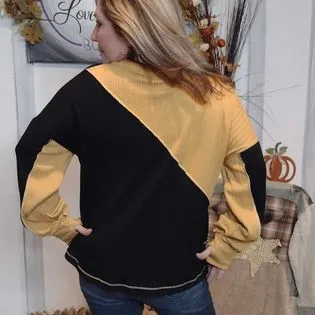 Honey Bee Cable Knit Pattern Color Block Knit Top