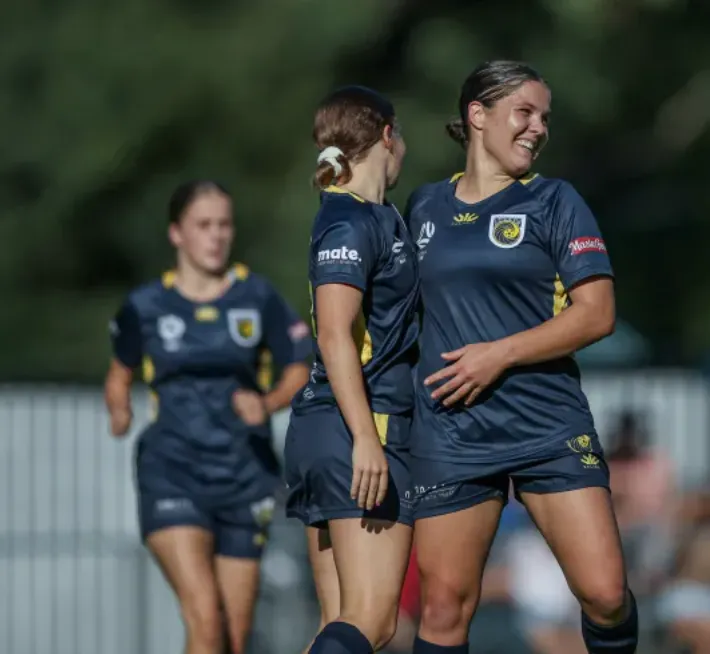 PRE LOVED CENTRAL COAST MARINERS WOMENS TRAINING SHORTS