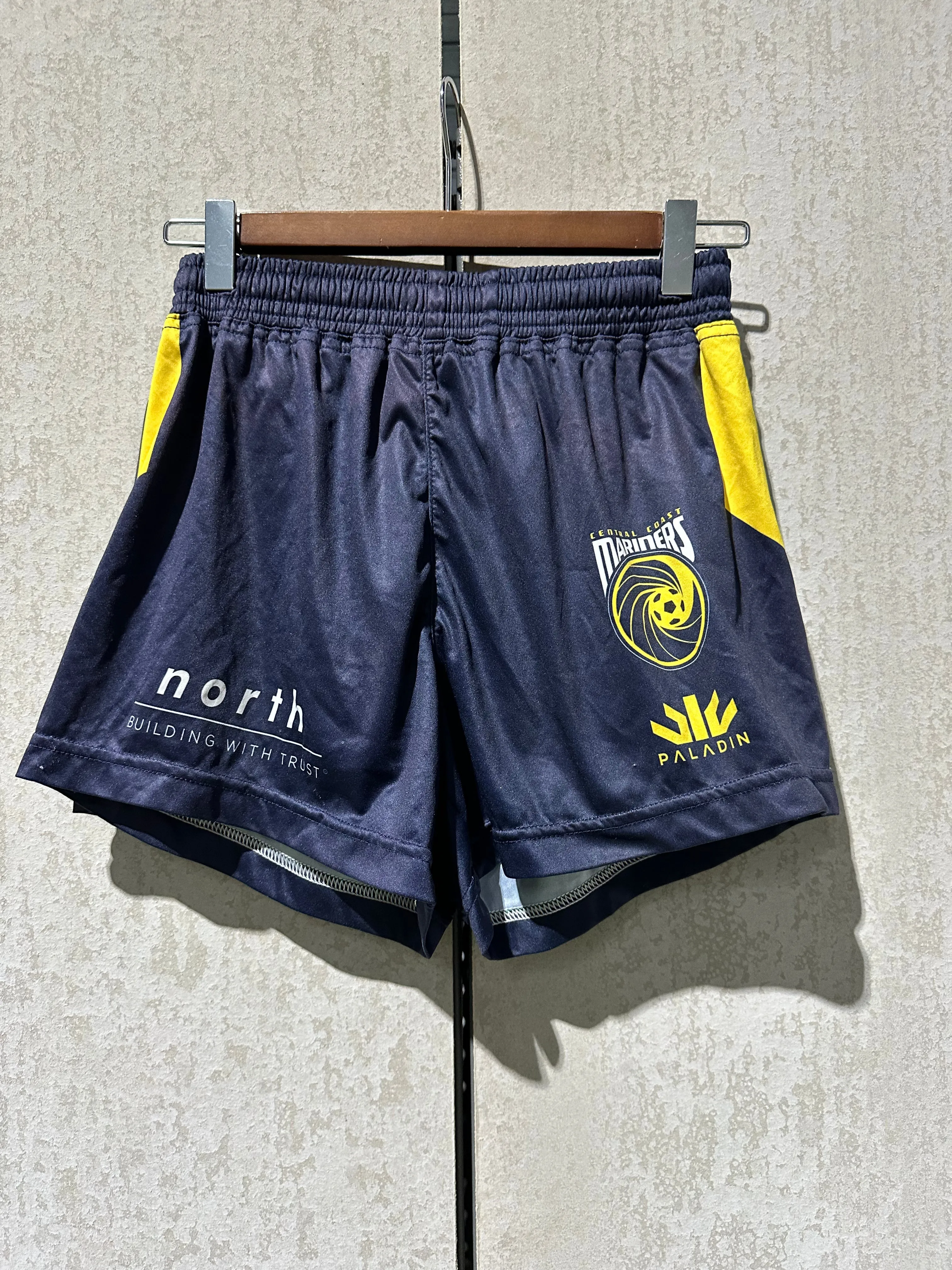 PRE LOVED CENTRAL COAST MARINERS WOMENS TRAINING SHORTS