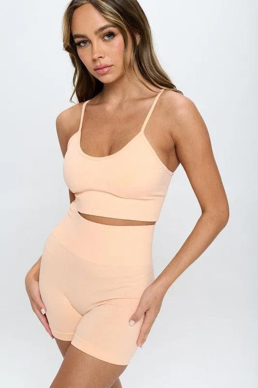 Seamless Sleveless Crop Top And Biker Shorts Set