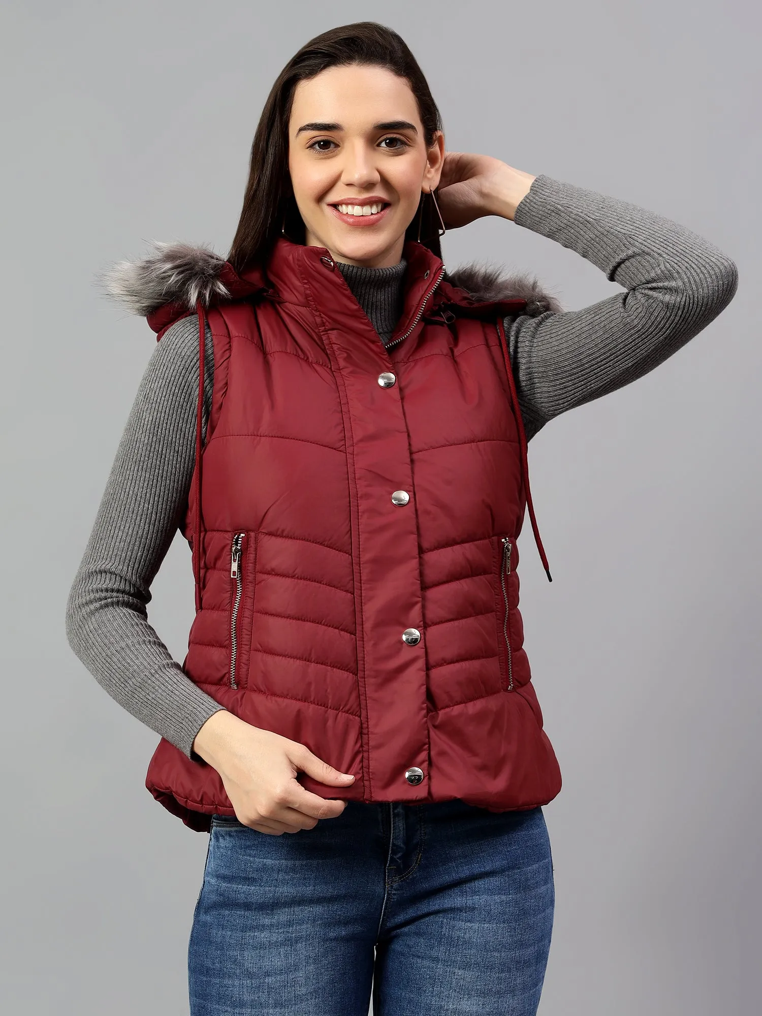 Women's Red Solid Sleeveless Winter Jacket